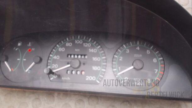 Foto: TACHOEINHEIT eines Fiat Punto 75 S