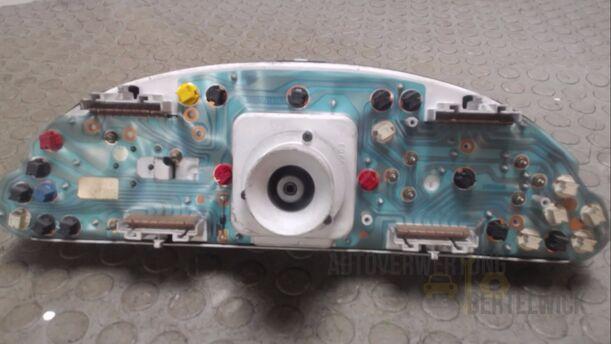 Foto: TACHOEINHEIT eines Fiat Punto 75 S