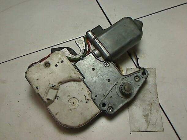 Foto: SCHIEBEDACHMOTOR eines Peugeot 306 XN