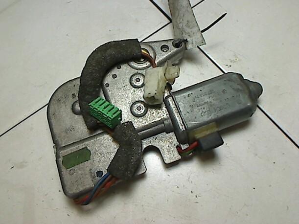 Foto: SCHIEBEDACHMOTOR eines Peugeot 306 XN
