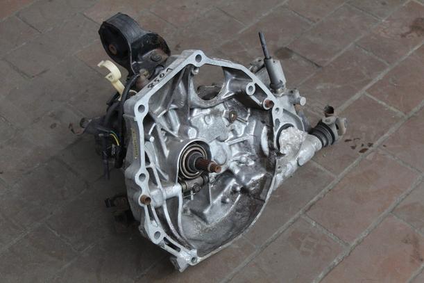 Foto: SCHALTGETRIEBE 5-GANG  ( 21 ZÄHNE ) eines Honda Civic 1.6i