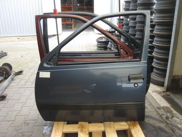 Foto: TÜR VORNE LINKS V L eines Opel Kadett e Cup