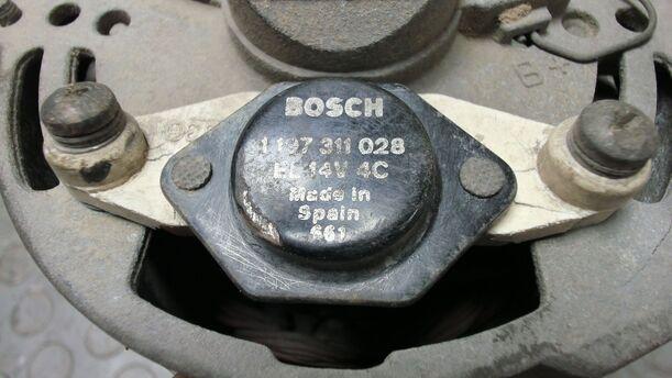 Foto: LICHTMASCHINE / GENERATOR ( 55A ) eines Ford Sierra CL