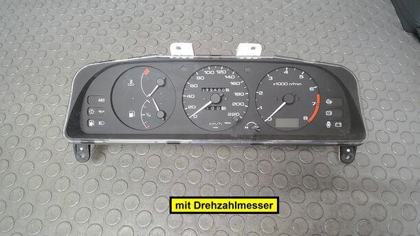 Foto: TACHOEINHEIT eines Nissan Primera 2.0 SLX