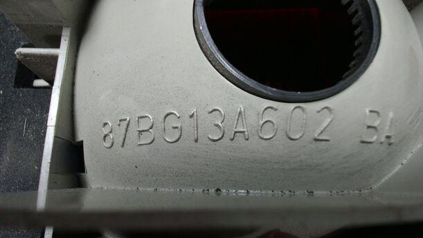 Foto: HECKLEUCHTE / RÜCKLICHT RECHTS ( SCHRÄGHECK ) eines Ford Sierra Coupe CL