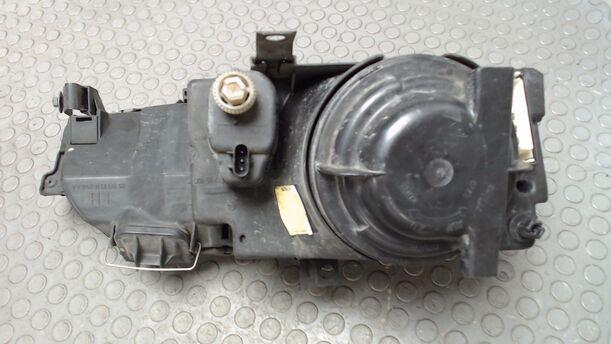 Foto: SCHEINWERFER LINKS ( '85 ) BOSCH eines Ford Scorpio CL