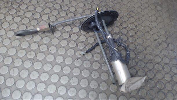 Foto: KRAFTSTOFFPUMPE eines Hyundai Lantra 1.5i GLS