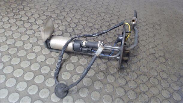 Foto: KRAFTSTOFFPUMPE eines Hyundai Lantra 1.5i GLS