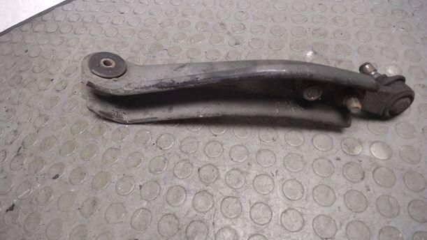 Foto: QUERLENKER VORN LINKS eines Opel Corsa LS
