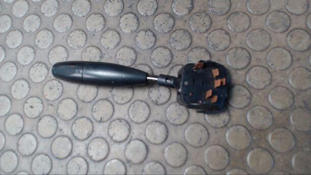 Foto: SCHEIBENWISCHERSCHALTER eines Daewoo Nexia 1.5 GLX
