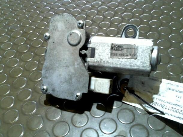 Foto: HECKSCHEIBENWISCHERMOTOR eines Fiat Cinquecento 0.9 i.e.