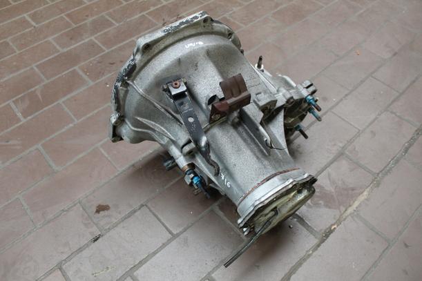 Foto: SCHALTGETRIEBE 5-GANG eines Ford Orion CL
