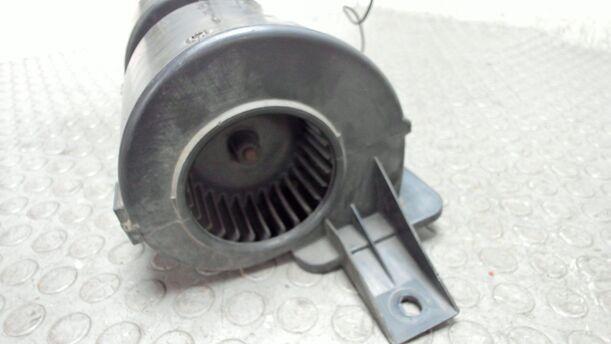 Foto: HEIZUNGSGEBLÄSE ( OHNE KLIMA ) eines Ford Sierra Turnier CL