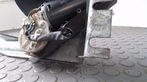Foto: SCHEIBENWISCHERMOTOR VORN eines Seat Ibiza Special