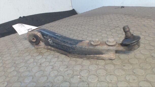 Foto: QUERLENKER VORN LINKS eines Opel Corsa Swing