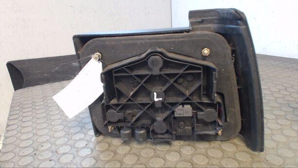 Foto: HECKLEUCHTE / RÜCKLEUCHTE LINKS eines VW Jetta
