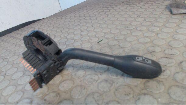 Foto: BLINK-/KOMBISCHALTER eines VW Polo 60 Servo Sportline