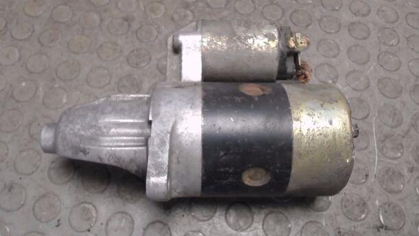 Foto: ANLASSER / STARTER eines Nissan Micra LX