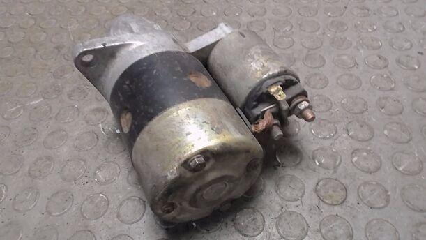 Foto: ANLASSER / STARTER eines Nissan Micra LX