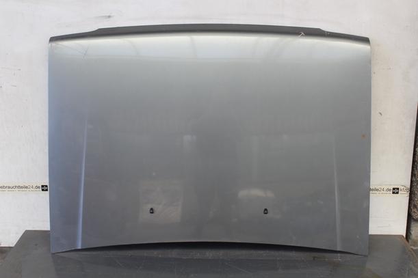 Foto: MOTORHAUBE ( PASSEND AB 1989 ) eines Nissan Micra LX