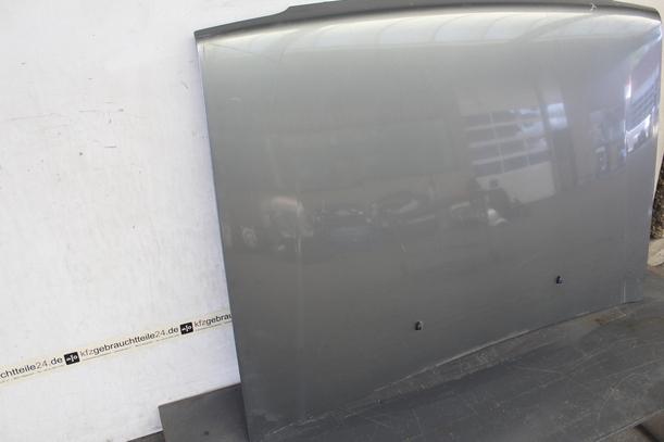 Foto: MOTORHAUBE ( PASSEND AB 1989 ) eines Nissan Micra LX
