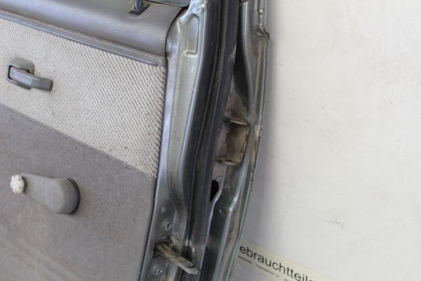 Foto: TÜR HINTEN LINKS eines Nissan Micra LX