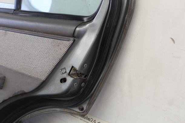 Foto: TÜR HINTEN RECHTS eines Nissan Micra LX