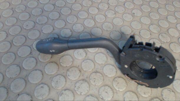 Foto: BLINK-/KOMBISCHALTER eines VW Polo 45 Servo Sportline