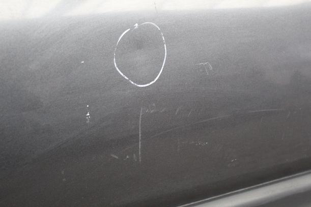 Foto: TÜR VORN RECHTS GRAU-MET KH2G eines Nissan Primera 1.6 SLX