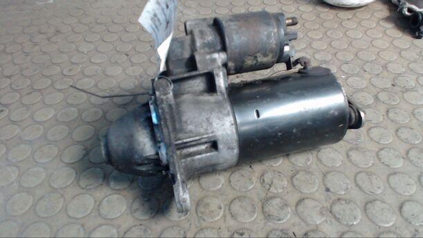 Foto: ANLASSER / STARTER BOSCH eines Ford Transit 100 L