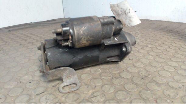 Foto: ANLASSER / STARTER BOSCH eines Ford Transit 100 L