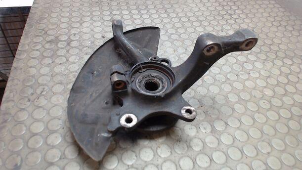 Foto: ACHSSCHENKEL VORNE LINKS eines Seat Inca 1.9D Profi