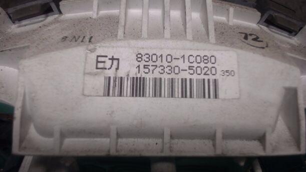 Foto: TACHOEINHEIT eines Toyota Starlet 1.3 XLi