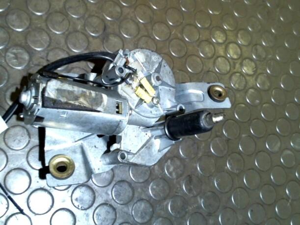 Foto: HECKSCHEIBENWISCHERMOTOR eines Ford Escort Turnier 16V Flair