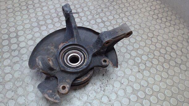 Foto: ACHSSCHENKEL VORNE LINKS eines Nissan Sunny LX