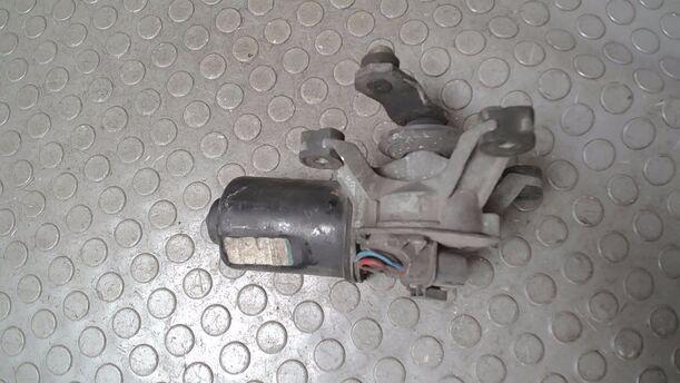 Foto: SCHEIBENWISCHERMOTOR VORN eines Nissan Primera 2.0 SLX