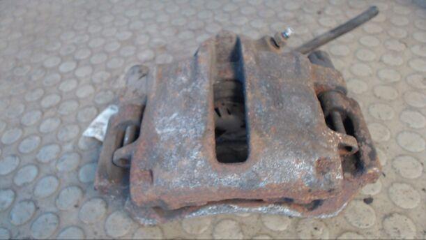Foto: BREMSSATTEL VORN RECHTS eines Audi 80 1.8 S