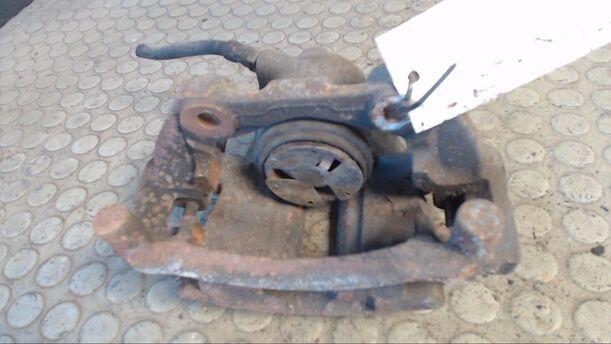 Foto: BREMSSATTEL VORN RECHTS eines Audi 80 1.8 S