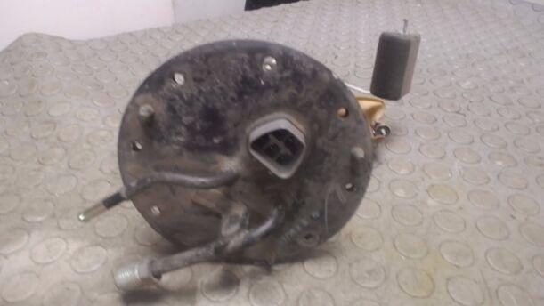 Foto: KRAFTSTOFFPUMPE eines Toyota Corolla 1.4 XLi