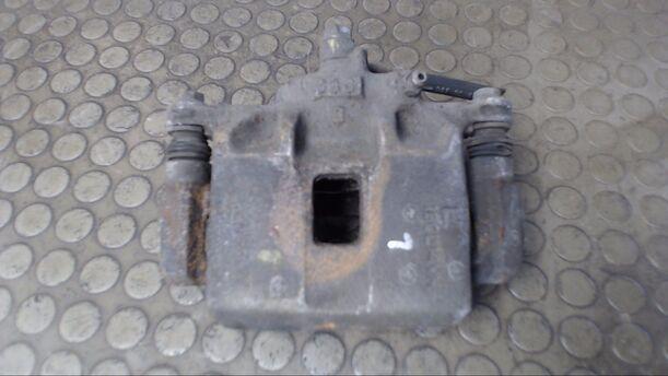 Foto: BREMSSATTEL VORNE LINKS eines Honda Civic 1.4i