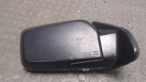 Foto: AUSSENSPIEGEL LINKS L eines Nissan Micra LX
