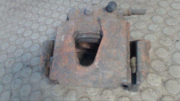 Foto: BREMSSATTEL VORN LINKS eines Opel Combo 1.7