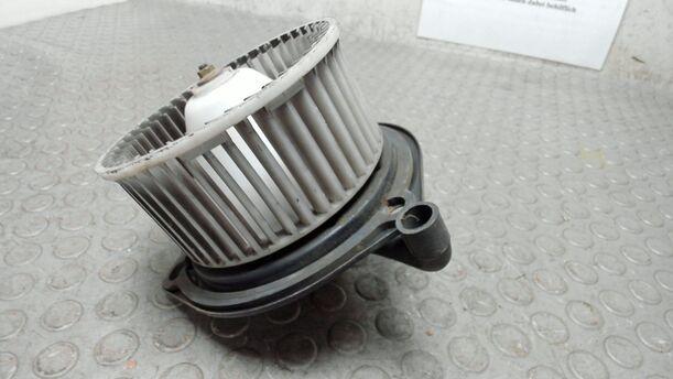 Foto: GEBLÄSEMOTOR eines Subaru Justy 1200 4WD GLi