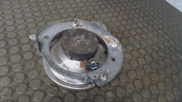 Foto: SCHEINWERFER RECHTS eines VW Polo (C)