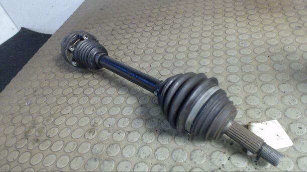 Foto: ANTRIEBSWELLE LINKS eines VW Polo 50