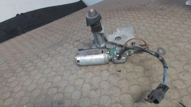 Foto: HECKSCHEIBENWISCHERMOTOR eines Opel Corsa Swing
