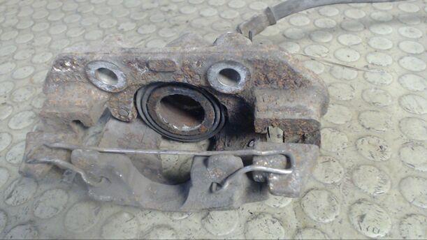 Foto: BREMSSATTEL VORN RECHTS eines Opel Corsa Swing