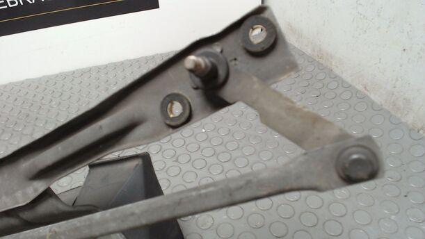 Foto: SCHEIBENWISCHERMOTOR VORN eines Ford Sierra Turnier TD CLX