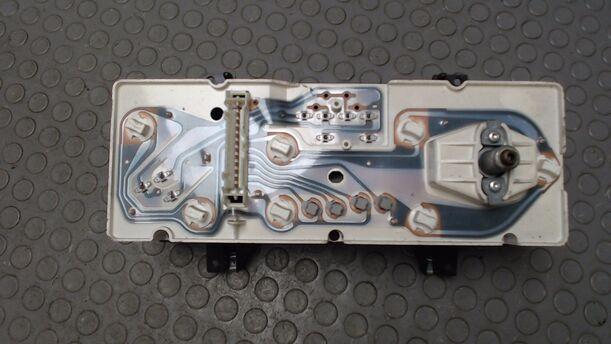 Foto: TACHOEINHEIT / KOMBIINSTRUMENT eines Ford Sierra Turnier TD CLX