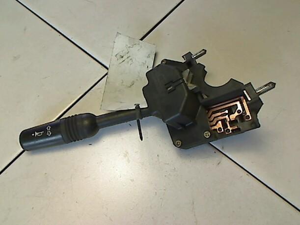 Foto: BLINK-/KOMBISCHALTER eines Fiat Uno 75 i.e. SX